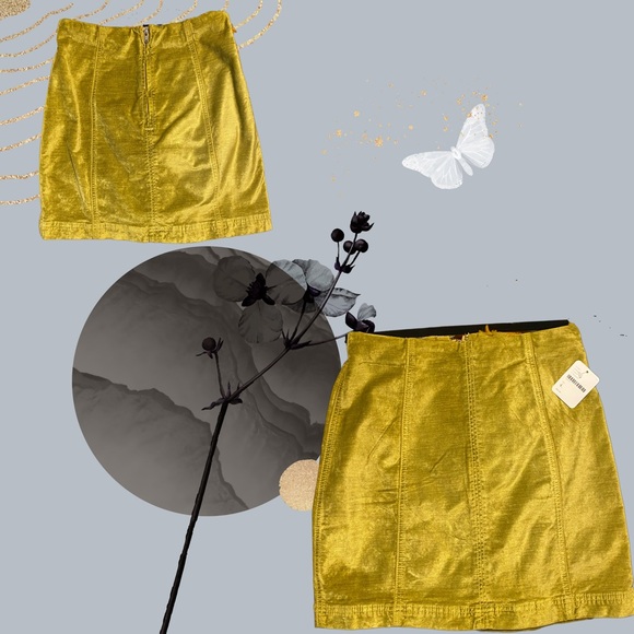 Free People Dresses & Skirts - Free People Green Velvet Mini Skirt
